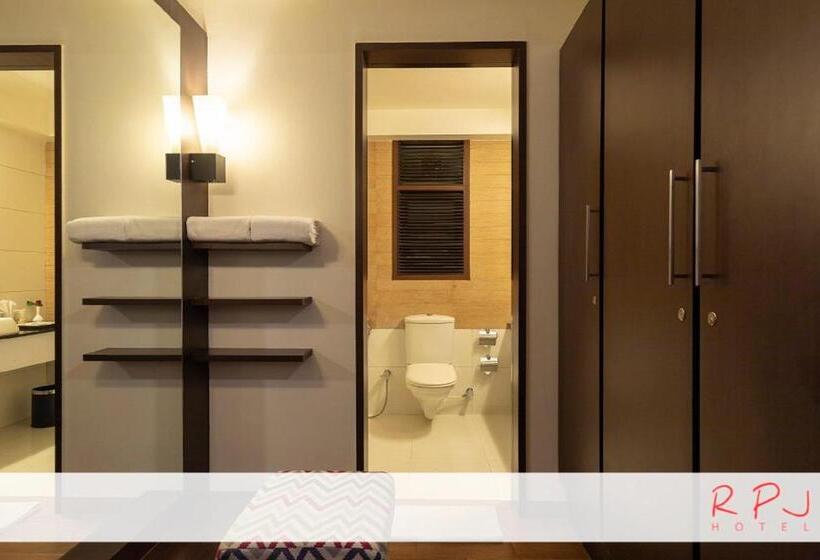 Rpj Hotel Rajkot