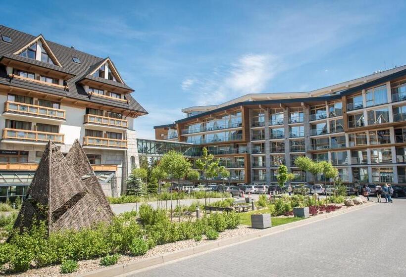 Отель Rezydencja Nosalowy Dwór