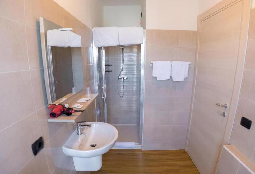 فندق Ristorante Miravalle