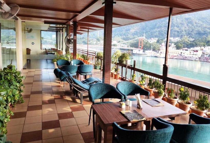 酒店 Sanskriti Vedic Retreat