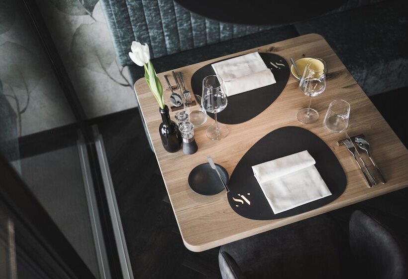 Отель Somvita Suites