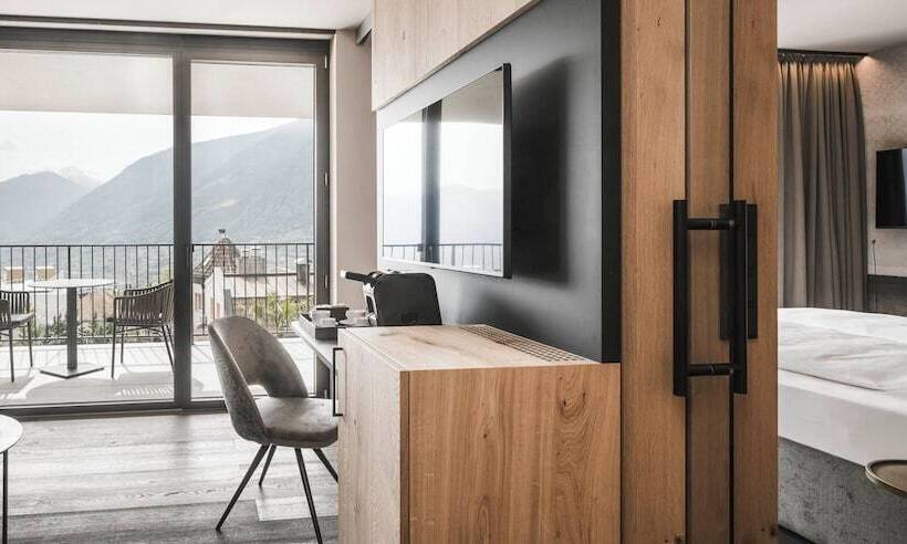 Отель Somvita Suites