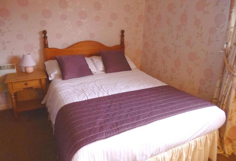 ホテル The Ferry Boat Inn