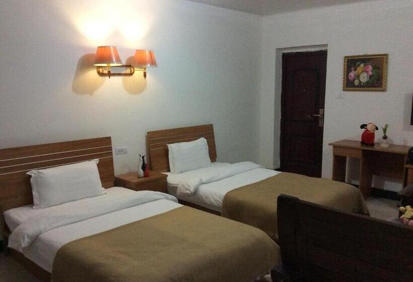 Huashan International Youth Hostel