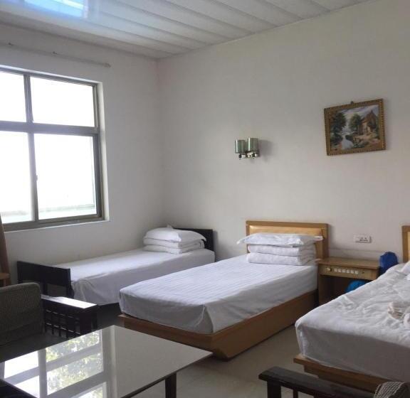 Huashan International Youth Hostel