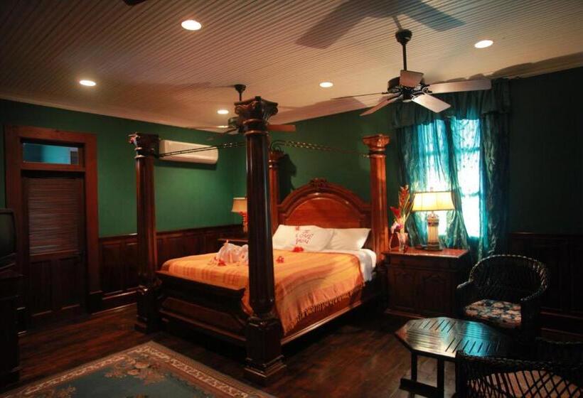 Mahogany Hall Luxury Boutique Resort