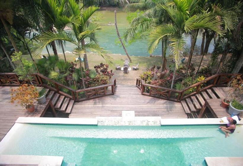 Mahogany Hall Luxury Boutique Resort