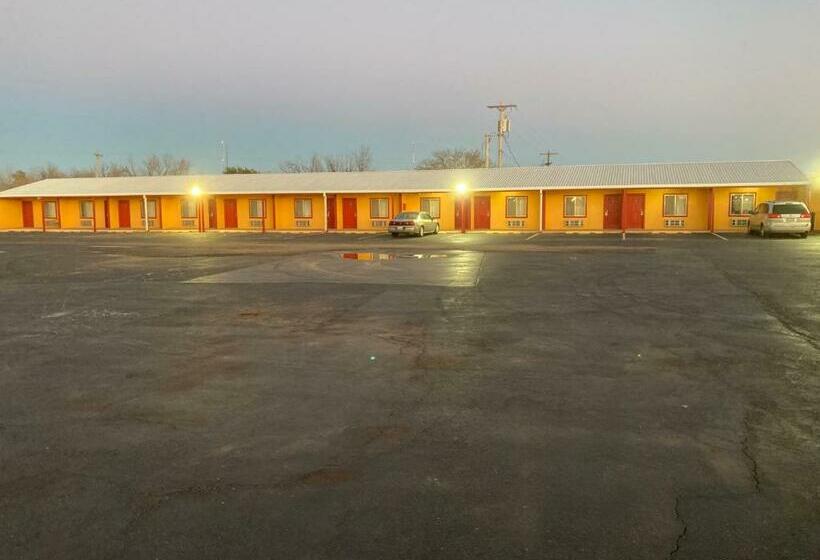 汽车旅馆  Childress Inn