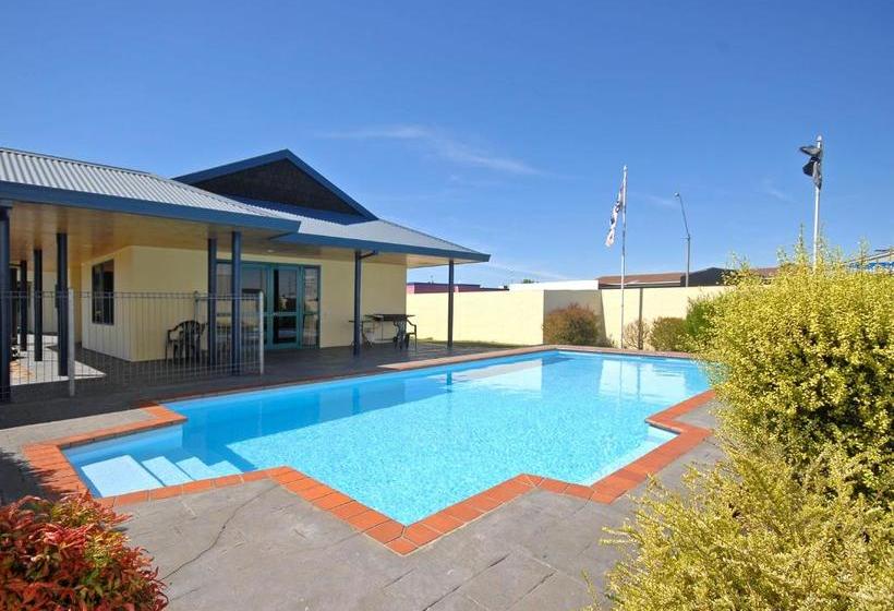 모텔 Discovery Motor Lodge