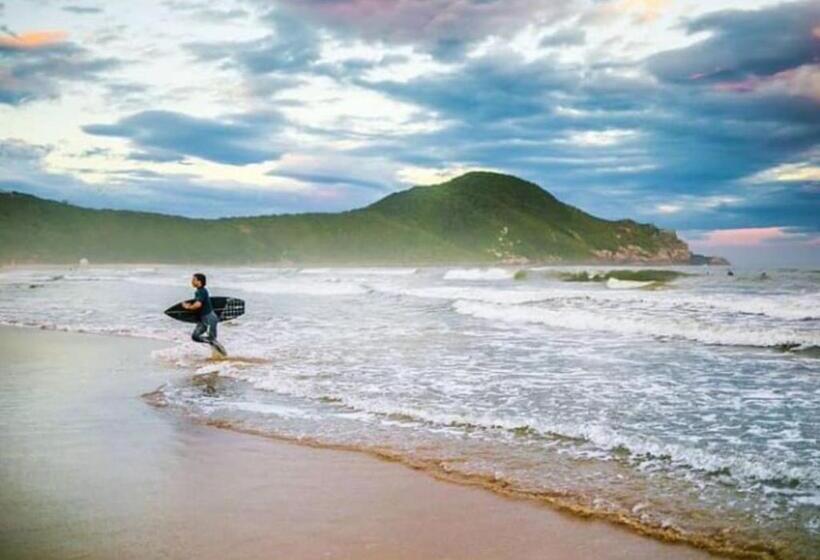 Paraíso Hostel Praia Do Rosa