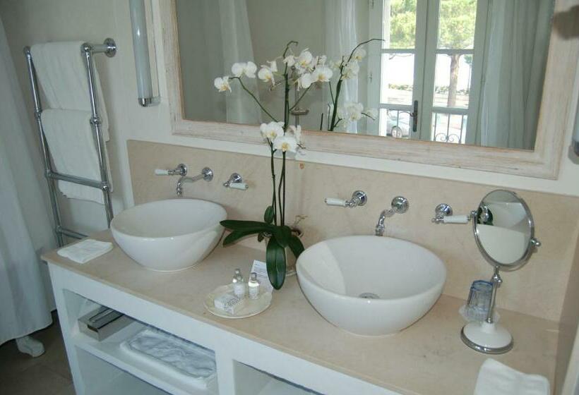 בית מלון כפרי Pastis