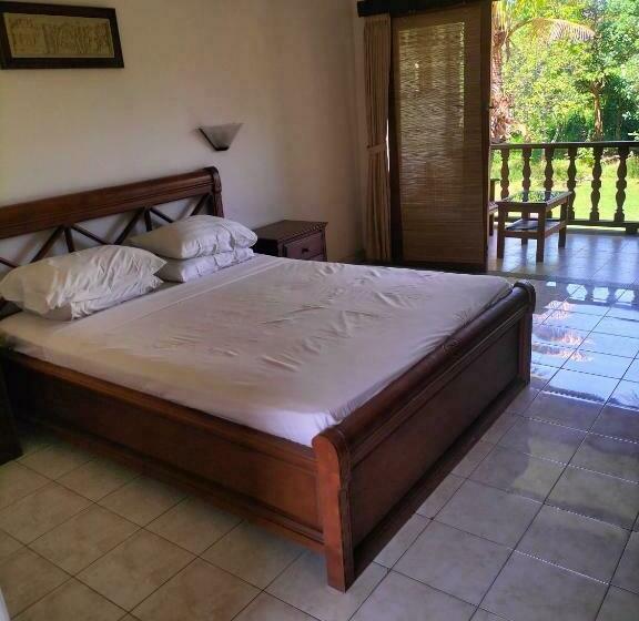 אתר נופש Seaside Lovina