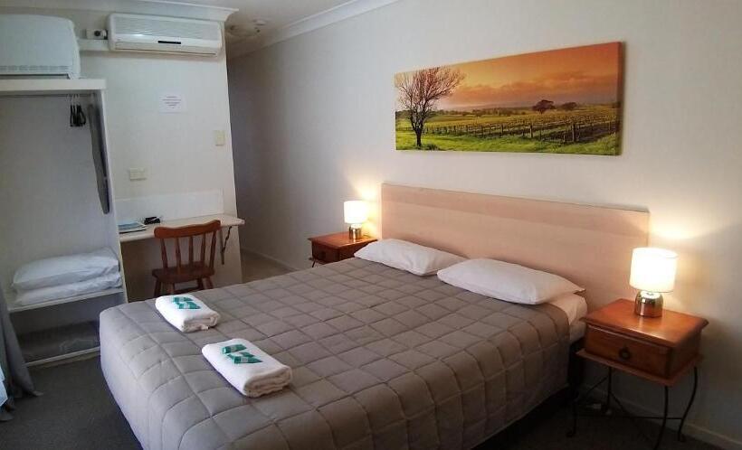 Taree Country Motel