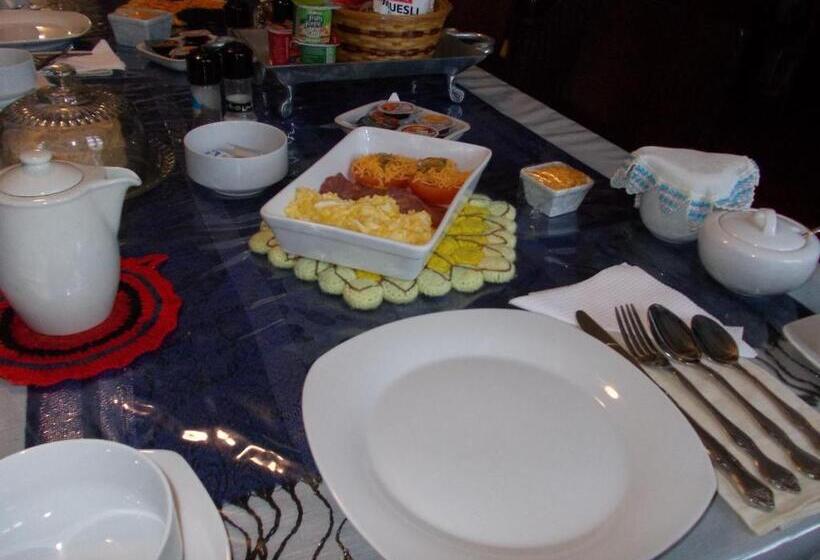 Villa Ocean Crest B&b