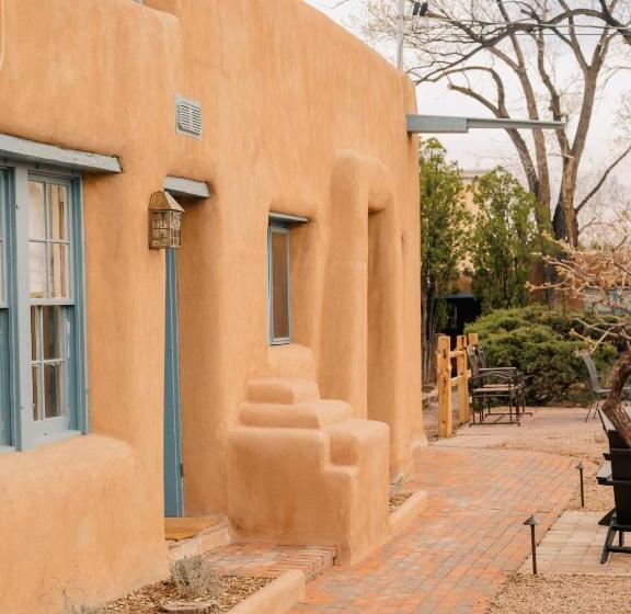 Bed and Breakfast Pueblo Bonito Santa Fe