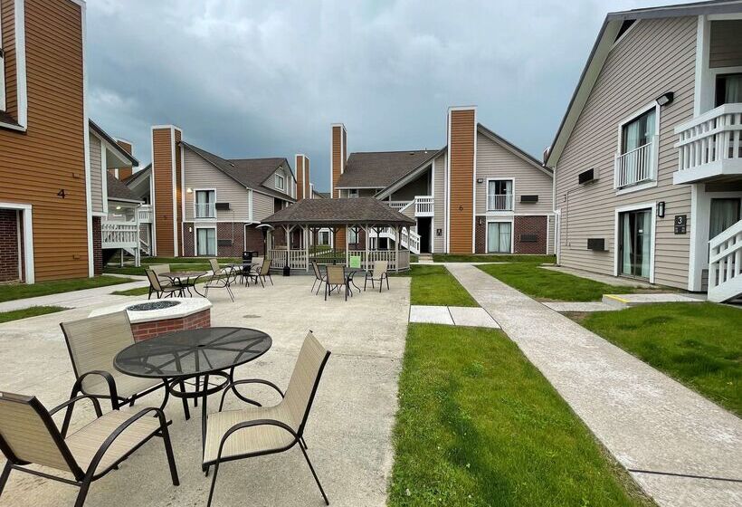 Best Western Fishkill Inn & Suites