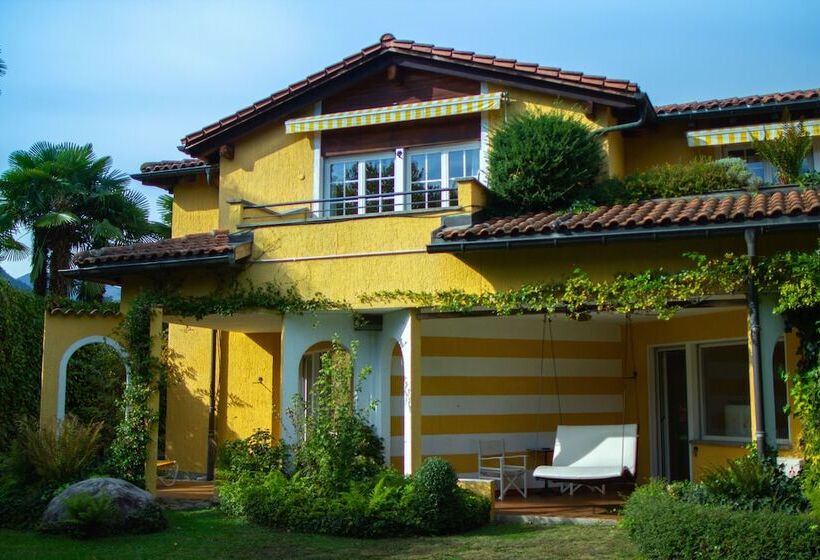 호텔 Albergo Losone