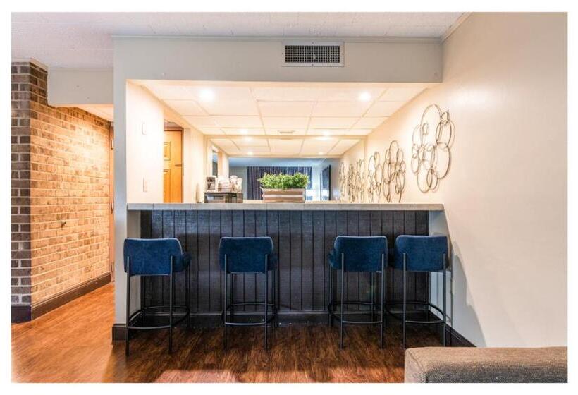 فندق Altoona Grand