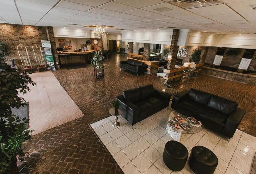 فندق Altoona Grand