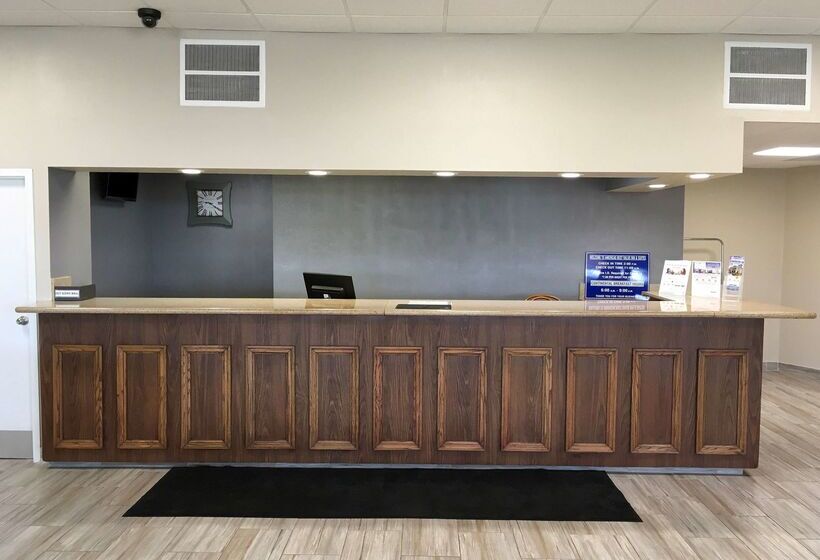 هتل Americas Best Value Inn & Suites Greenville