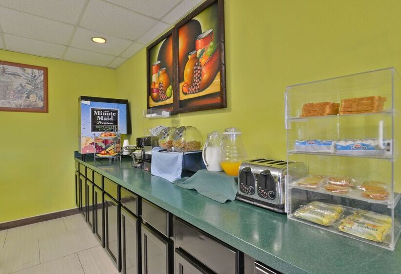 فندق Americas Best Value Inn & Suites Haltom City Ft. Worth