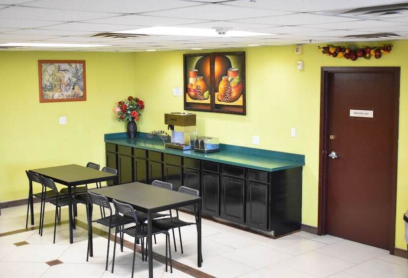 فندق Americas Best Value Inn & Suites Haltom City Ft. Worth