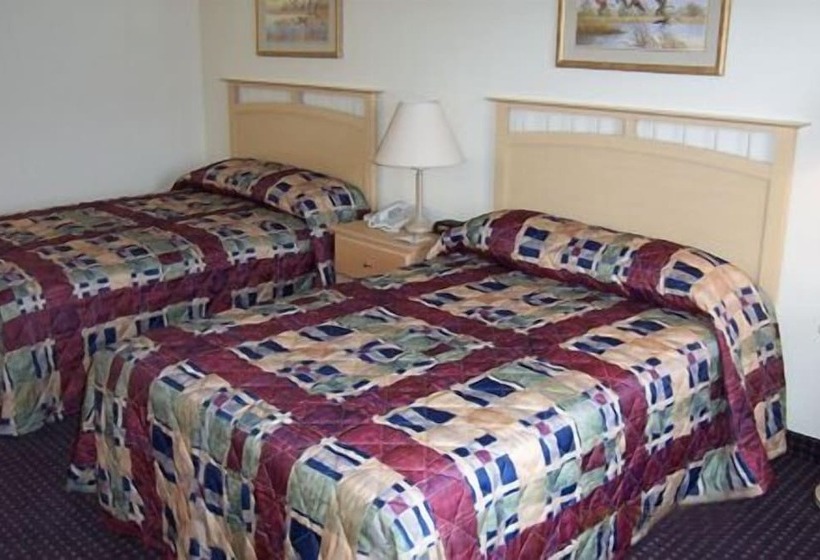 فندق Ameristay Inn & Suites