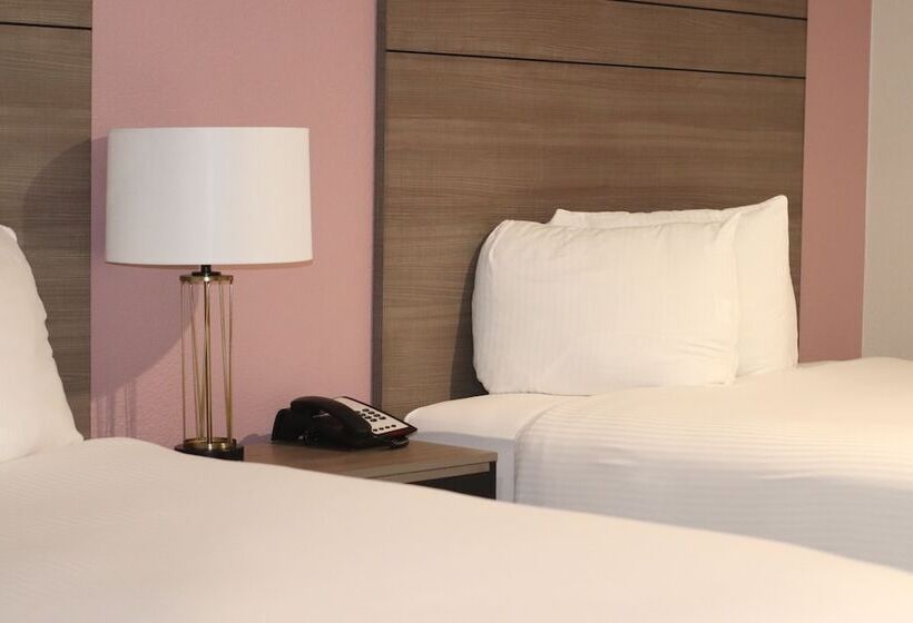 فندق Arya Inn & Suites