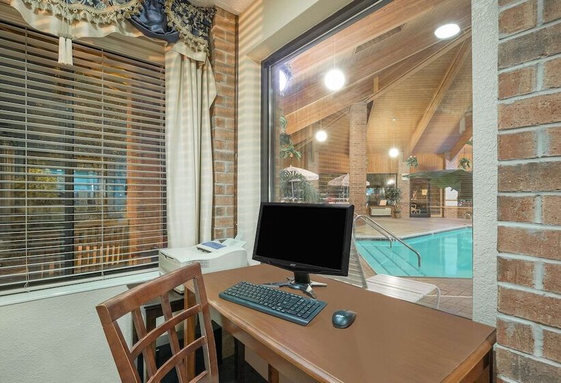 فندق Baymont By Wyndham Boone