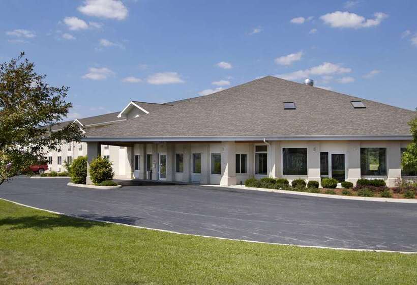 בית מלון כפרי Baymont By Wyndham Dowagiac