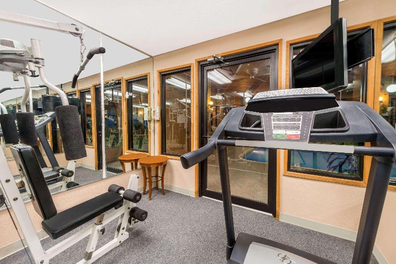 فندق Baymont By Wyndham Enid