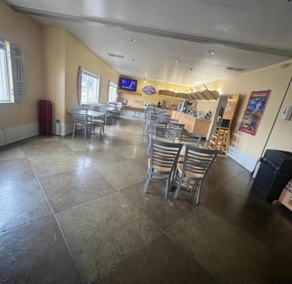 فندق Baymont By Wyndham Lawrenceburg