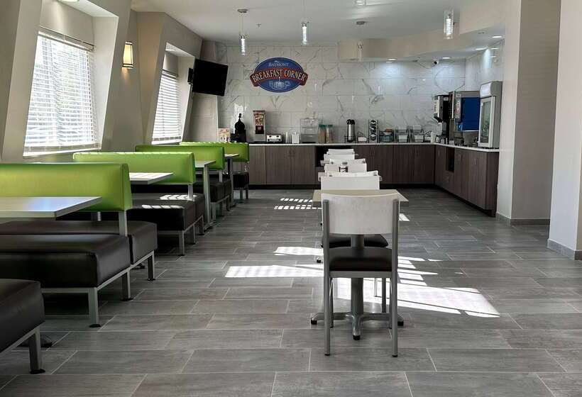 בית מלון כפרי Baymont By Wyndham Noblesville