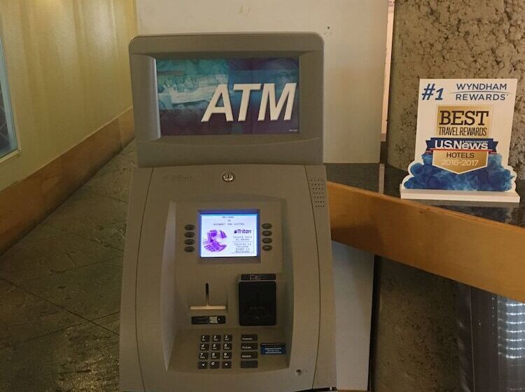 فندق Baymont By Wyndham Noblesville