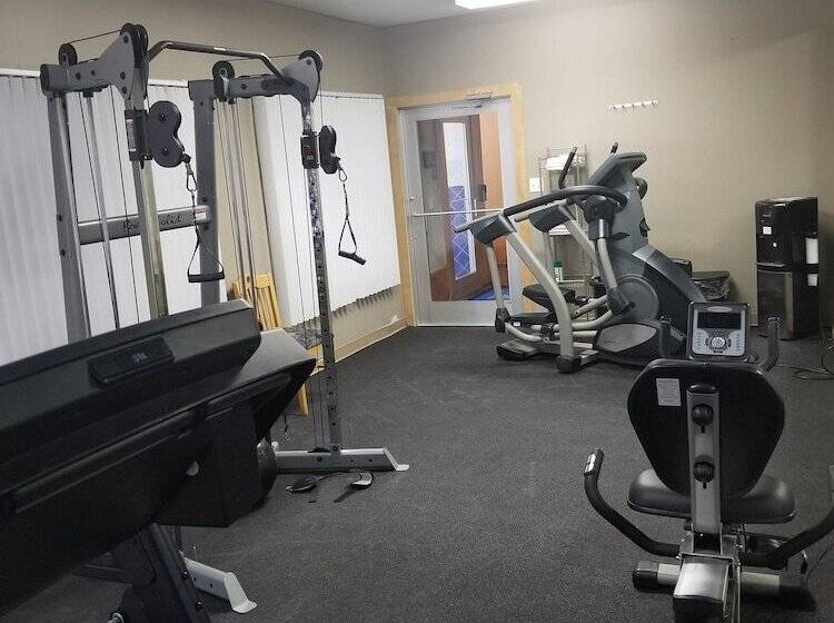 فندق Baymont By Wyndham Noblesville