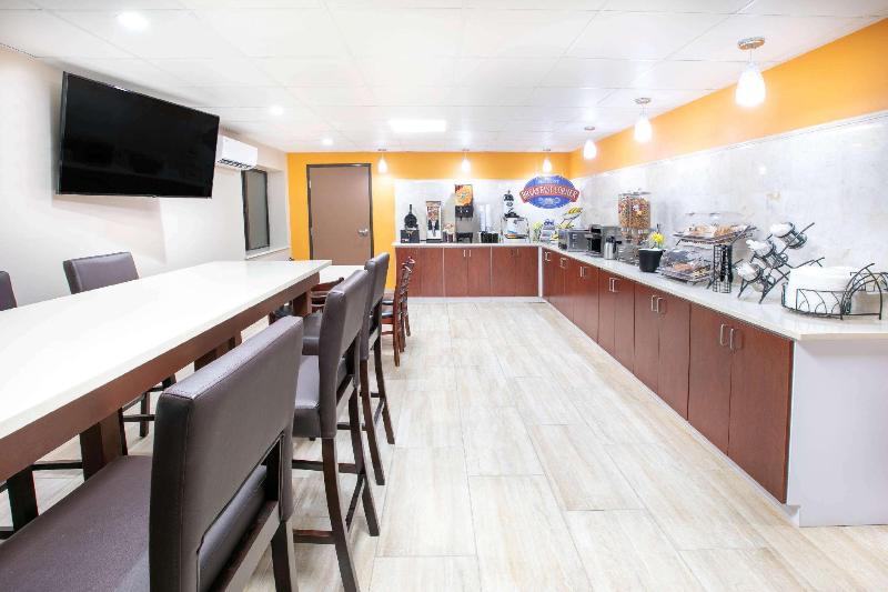 فندق Baymont By Wyndham Plano