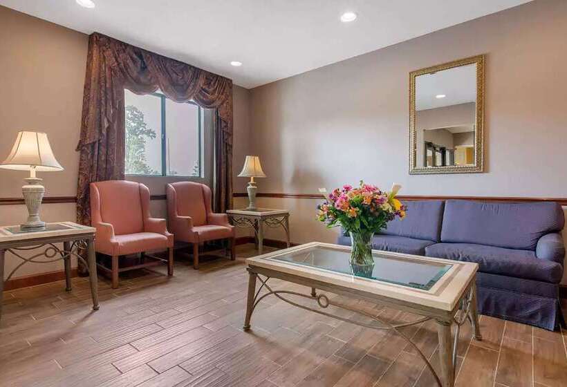 فندق Baymont By Wyndham Port Wentworth