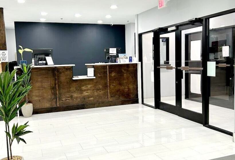 فندق Baymont By Wyndham Port Wentworth