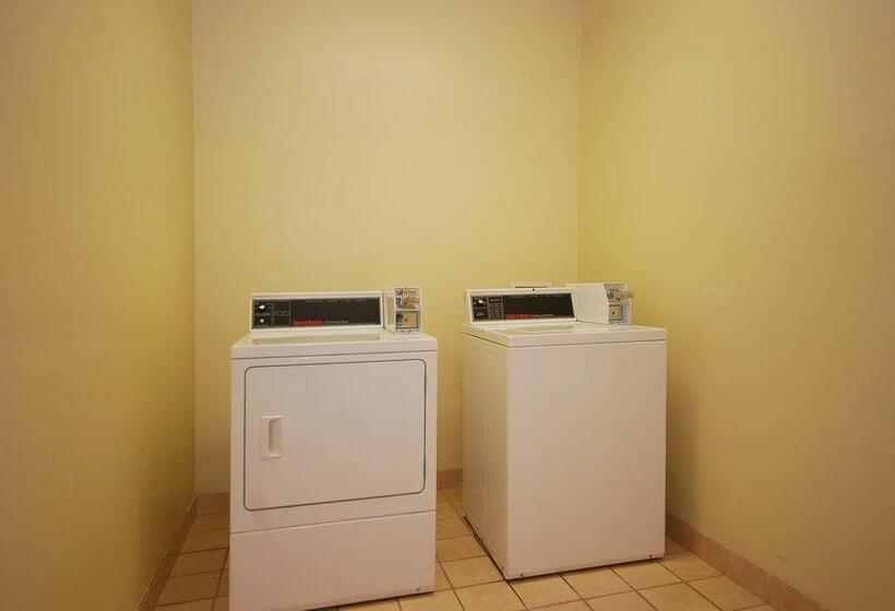 فندق Best Western Commerce Inn