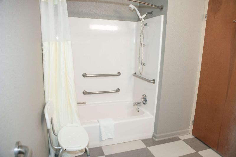 فندق Best Western Commerce Inn