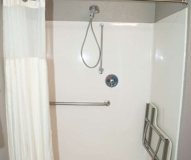 فندق Best Western Commerce Inn