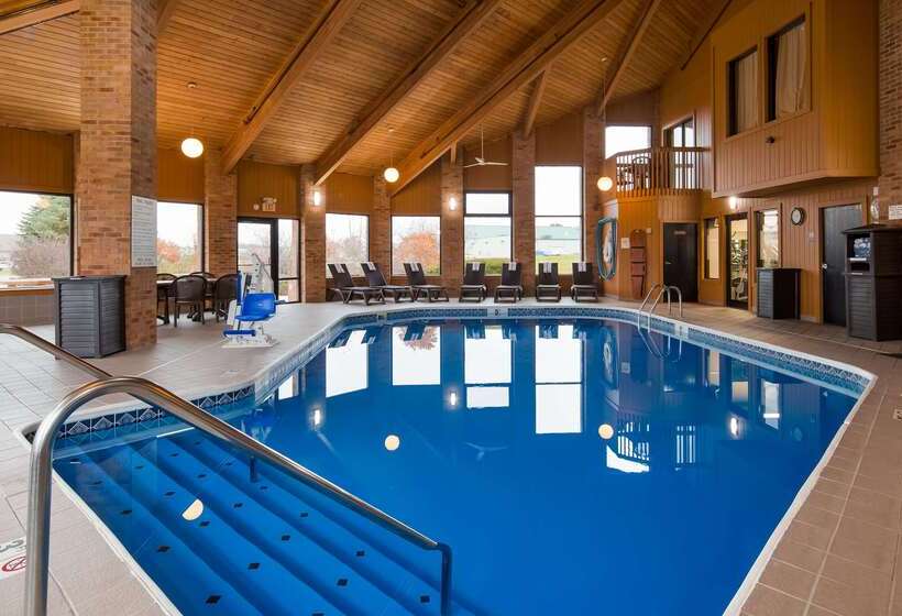 هتل Best Western Lakewood Inn