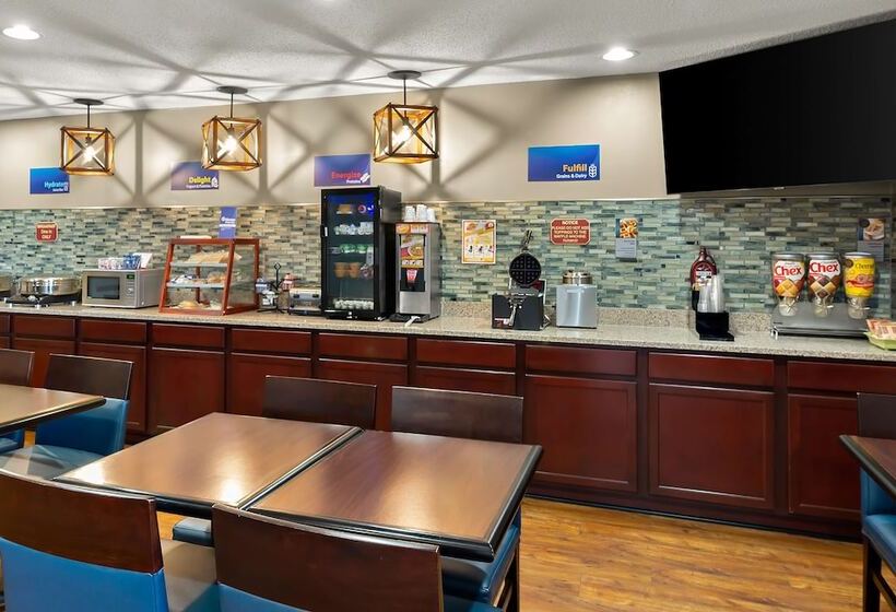 هتل Best Western Lakewood Inn