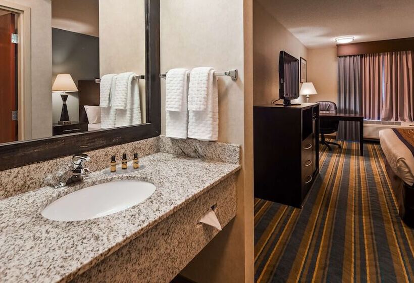 ホテル Best Western Plus Berkshire Hills Inn & Suites