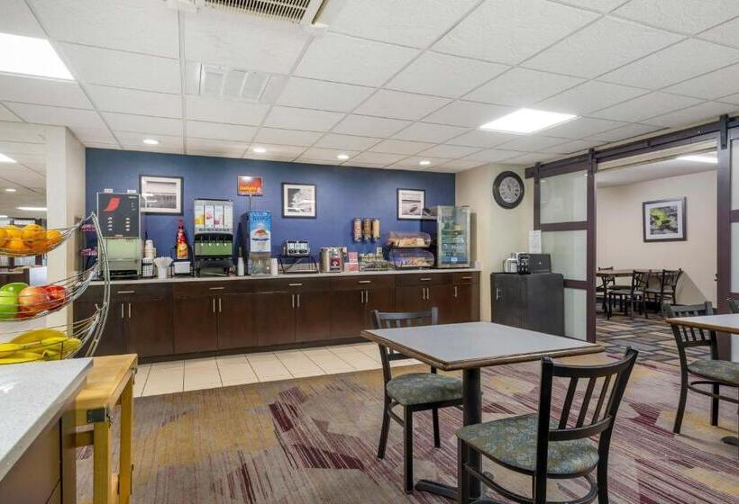 ホテル Best Western Plus Berkshire Hills Inn & Suites