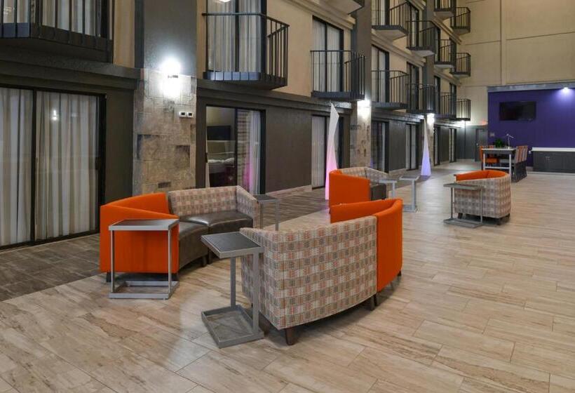 Best Western Plus Clemson Hotel & Conference Center