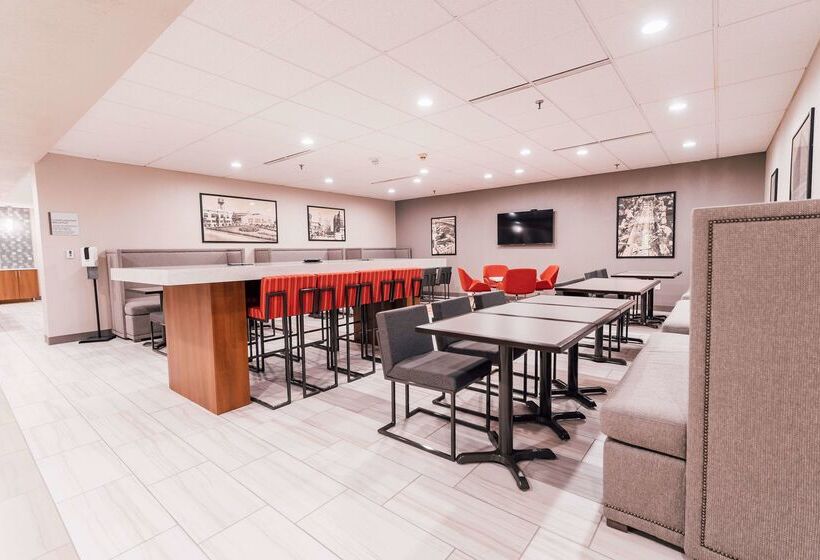 فندق Best Western Plus Executive Residency Waterloo & Cedar Falls