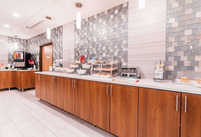 فندق Best Western Plus Executive Residency Waterloo & Cedar Falls