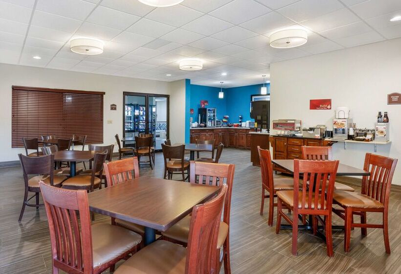 בית מלון כפרי Best Western Plus Springfield Airport Inn