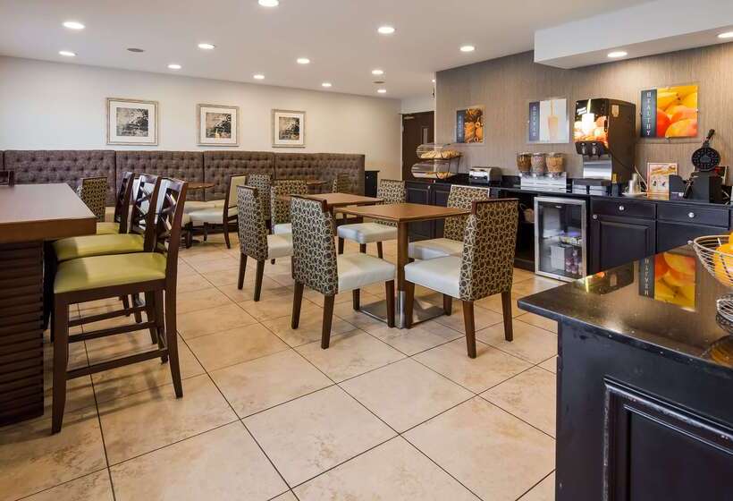 호텔 Best Western Toledo South Maumee